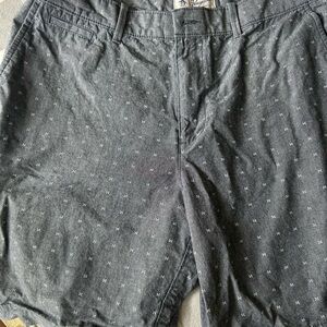 Men’s Penguin brand shorts, size 36
